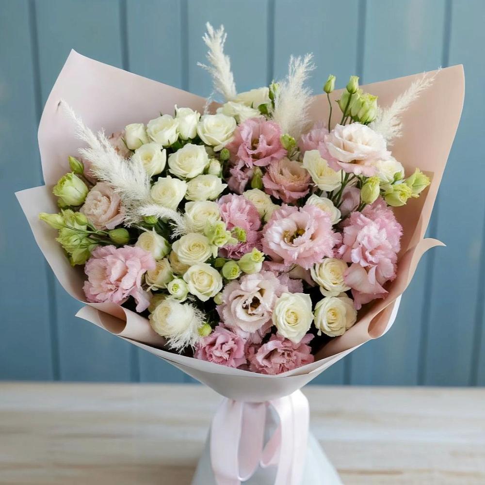 Букет цветов из: Альстромерии и Розы в Новом Городке