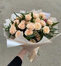 Букет Кремовые розы Латте в Новом Городке