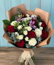 Букет цветов из:  Розы и Альстромерии в Новом Городке