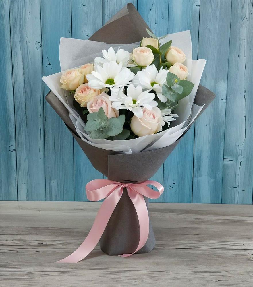 Букет цветов из: Хризантемы и Розы в Новом Городке