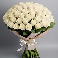 Букет 101 беля роза Белоснежка в Новом Городке