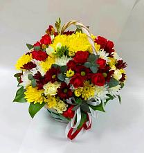 Цветочная композиция из Хризантемы и Розы в корзине в Новом Городке