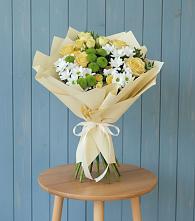 Букет цветов из:  Хризантемы и Розы в Новом Городке